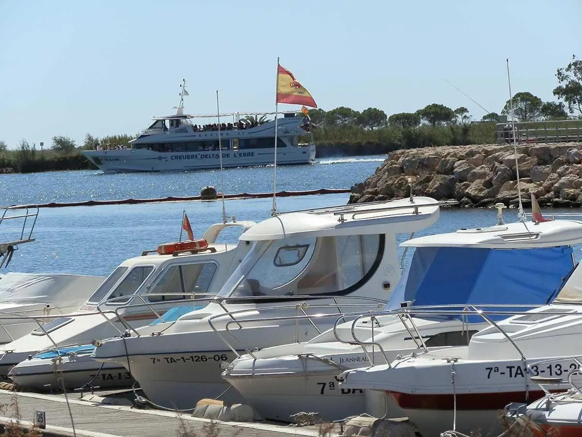 Holiday home Vacaciones Frente Al Mar: Casa Con Wifi, Aire Opcional, Mascotas Bienvenidas Y Playa Para Perros - Es-184-24 Riumar Spain
