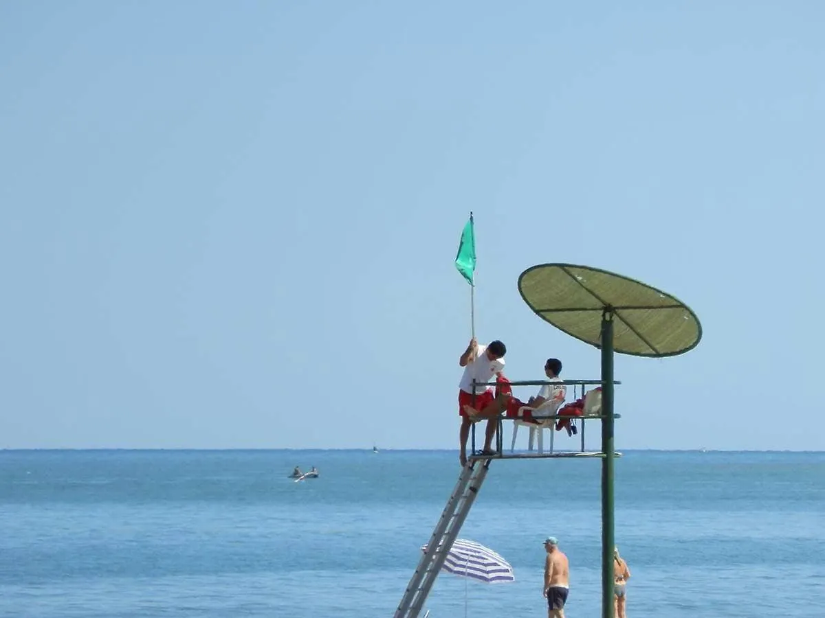 Vacaciones Frente Al Mar: Casa Con Wifi, Aire Opcional, Mascotas Bienvenidas Y Playa Para Perros - Es-184-24 Riumar 0*,